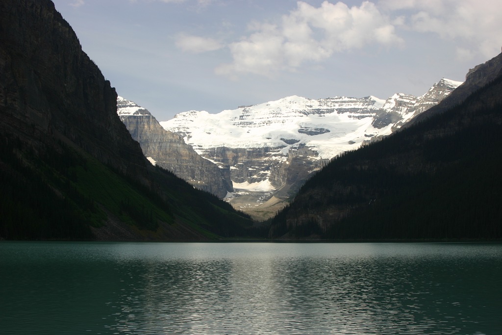 [AK09 Leg 7 Lake Louise 024[5].jpg]
