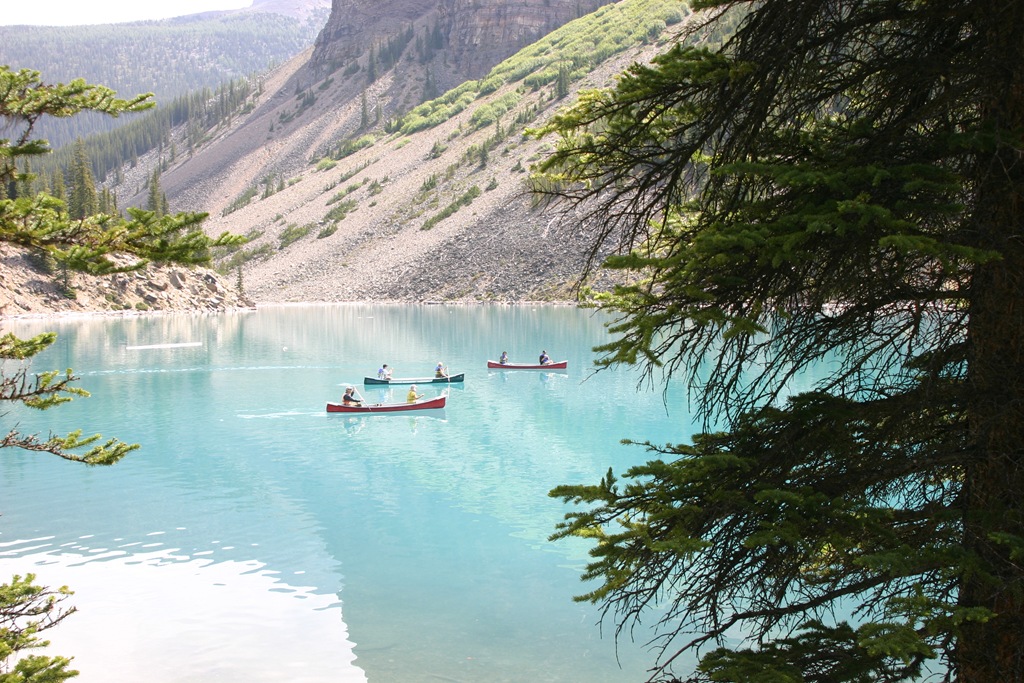 [AK09 Leg 7 Lake Louise 031[4].jpg]