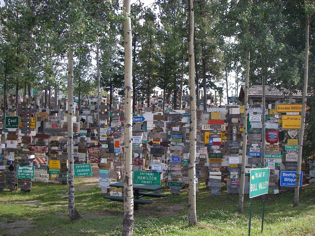 [AK09 Leg 13, Liard Hot Springs to Watson Lake, YT, 2 023[4].jpg]