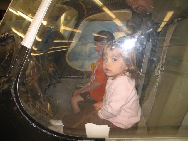[ALbeach09_0990[2].jpg]