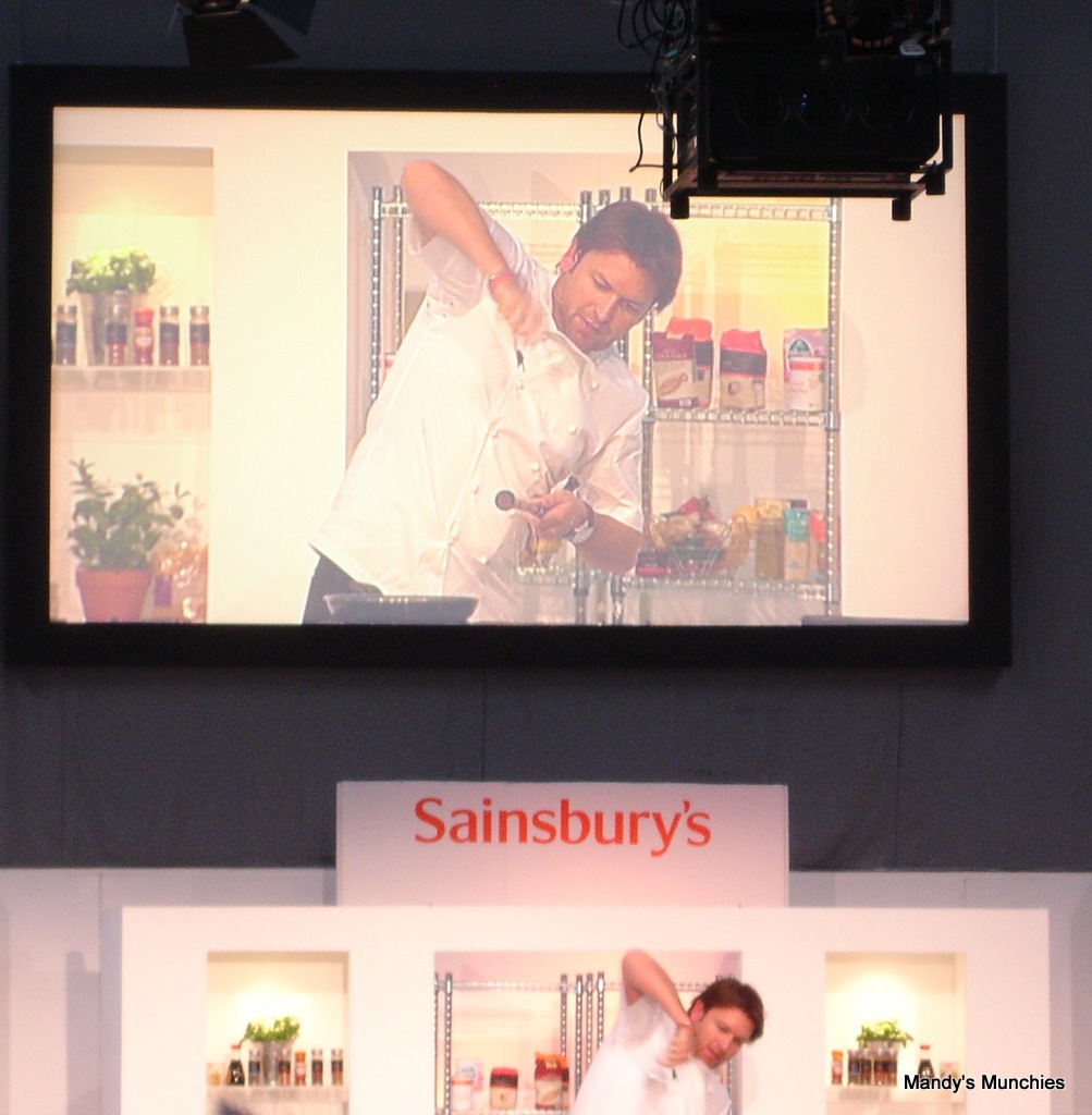[James Martin spun sugar[2].jpg]