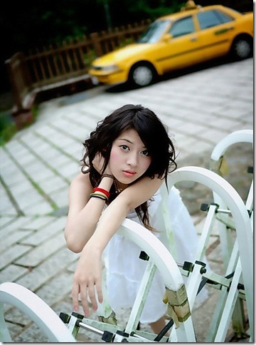 Clear sharp young girl _642