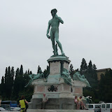 We decided to see the "big" David rather than queue for hours at the Galleria dell'Accademia
