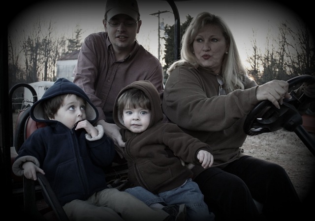 [Golfcart[3].jpg]