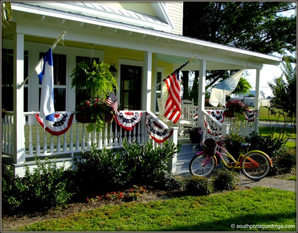 [4th of July_southport_2010_3[4].jpg]