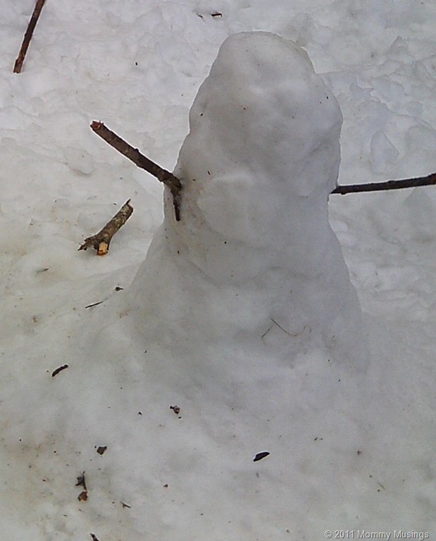 [ashley and luke's snowman[15].jpg]
