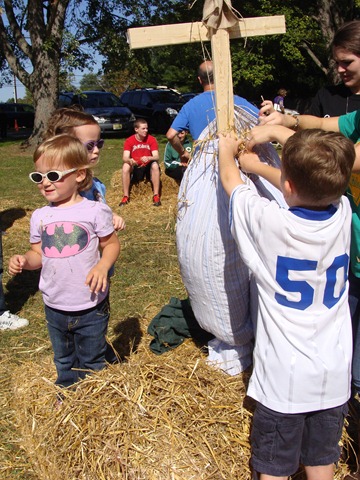 [October 2010 - Build Your Own Scarecrow (2)[2].jpg]