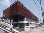 沖縄県薬剤師会館 