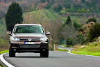 фото Volkswagen Touareg 2011-17.jpg
