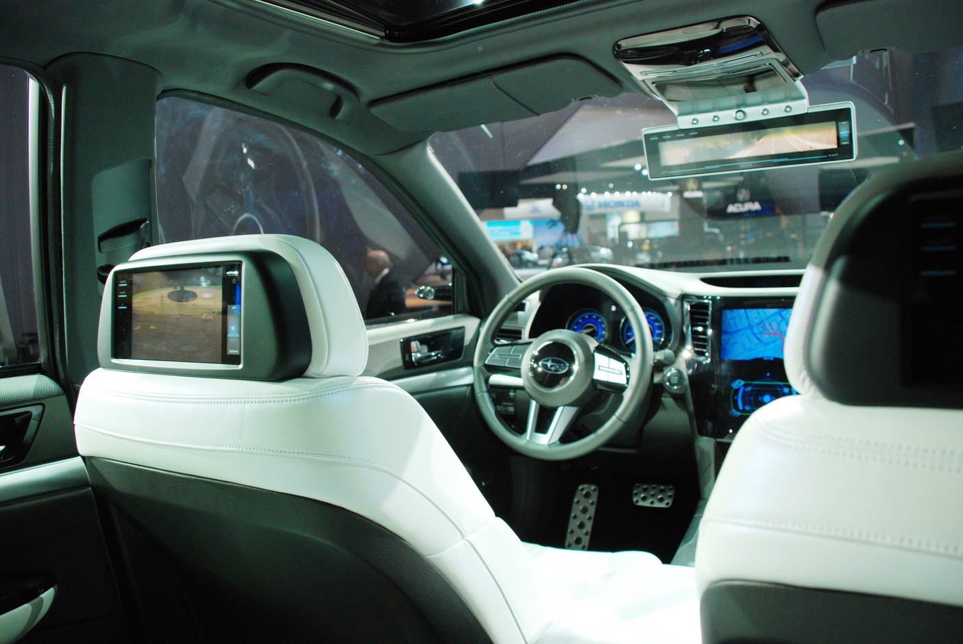 [Subaru_Legacy_Concept_28.jpg]