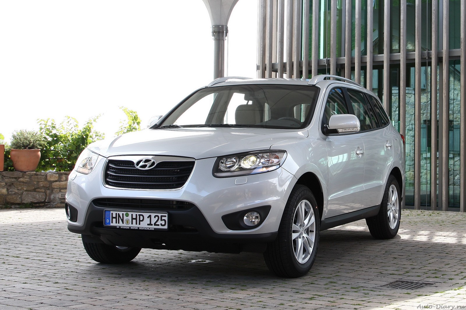 [auto-diary.ru_Hyundai_Snta_Fe_2.jpg]