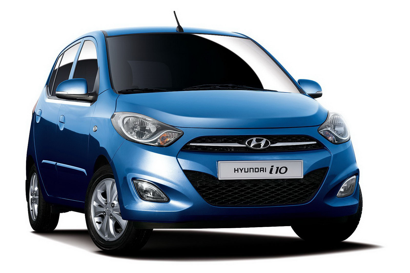[2011-Hyundai-i10.jpg]