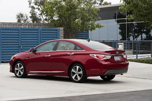 Hyundai-Sonata-Hybrid-10.JPG