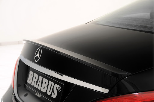2011-Mercedes-Brabus-CLS-10.jpg