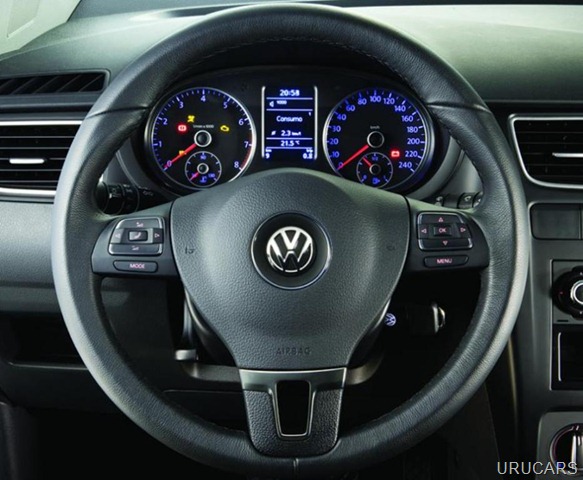 [Nuevo-Volkswagen-Suran-2010-02[5].jpg]