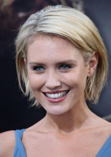 Premiere%2BNew%2BLine%2BNightmare%2BElm%2BStreet%2BArrivals%2BZTZMoN2i1xsl 2010 Celebrities Short Hairstyles Lookbook
