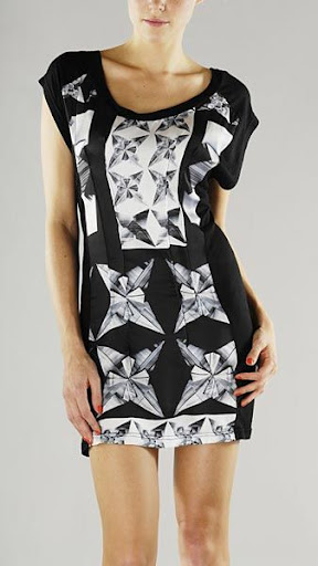 Geometric dresses blackwhite1 337x600 Geometric dresses