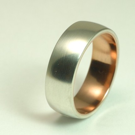 il 430xN.99885631 Ring: An accessory for a modern man