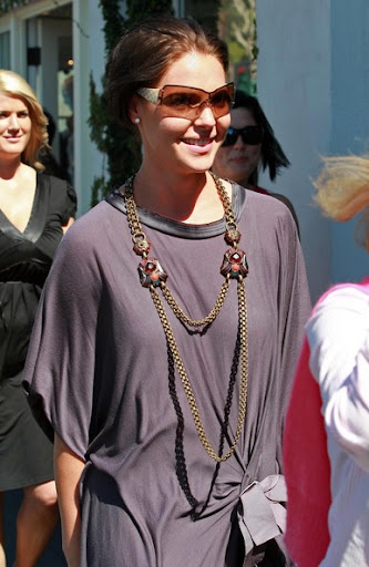 Layering your Necklaces for a New Look Katherine%2BHeigl%2BDaughter%2BOut%2BShopping%2BMalibu%2Bxov2 mY4sWSl Layering your Necklaces for a New Look
