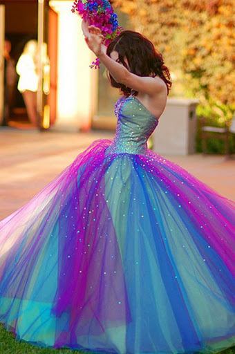 colored wedding dress Strange Wedding Gowns