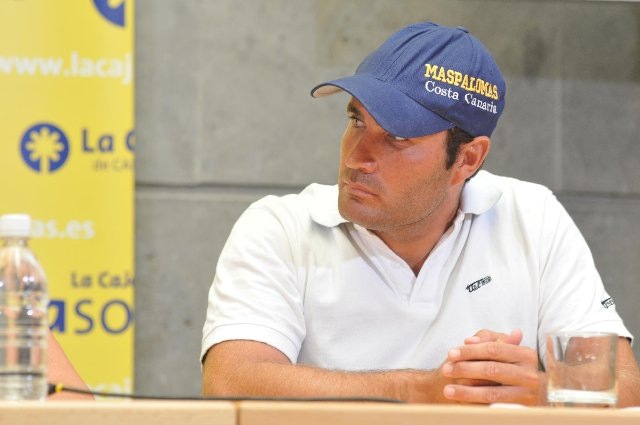 [ardiel2-3 rueda prensa mundial confital_640x425[3].jpg]