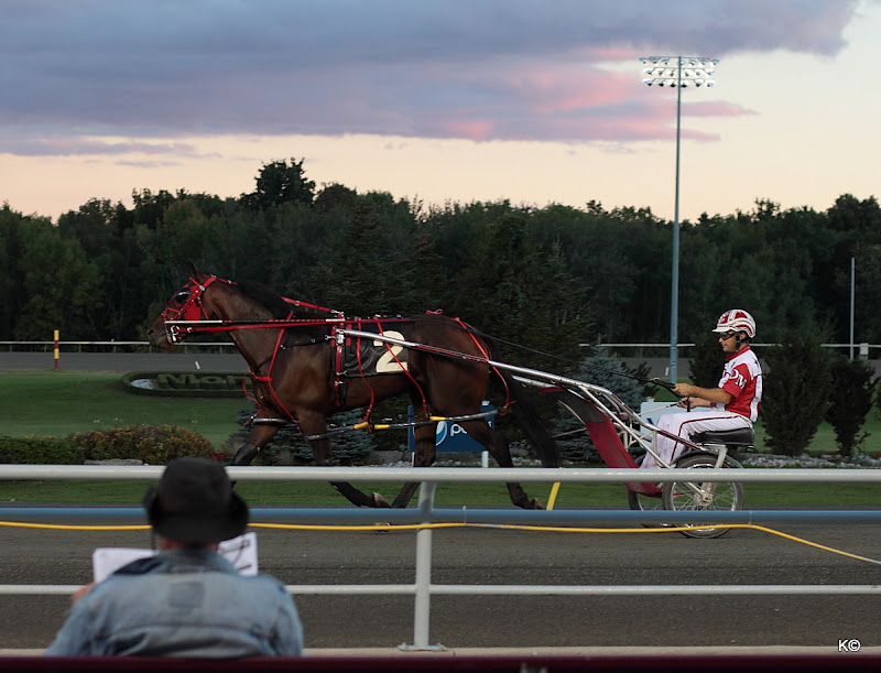 IMAGE: http://lh6.ggpht.com/_hdZasF15SMc/TIuSBggQGwI/AAAAAAAANZw/i7DjyMEc0jM/s800/2010_09_10_6329.JPG