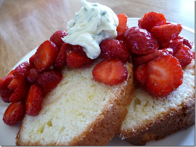 lemon loaf with strawberries