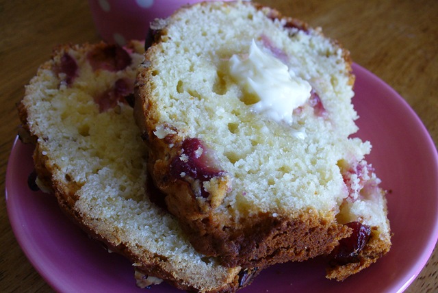 [cherrybread2.jpg]