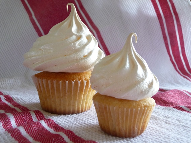 [LemonMeringueCupcakes2.jpg]