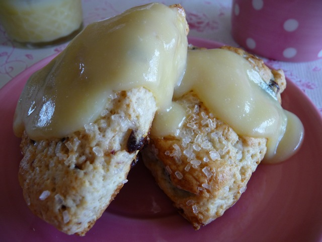 [Sconeswithlemoncurd21.jpg]