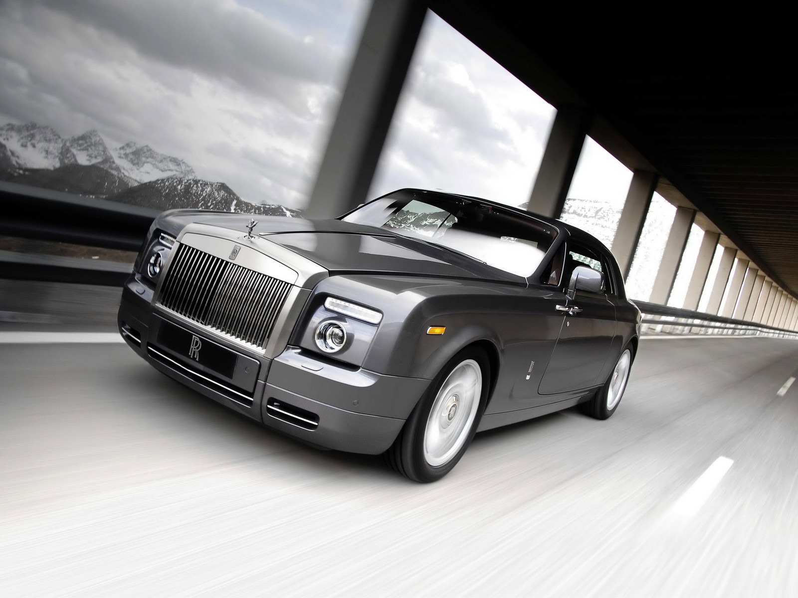 [wallpapers de carros caros - www.Biokytec.com - chido-5[8].jpg]