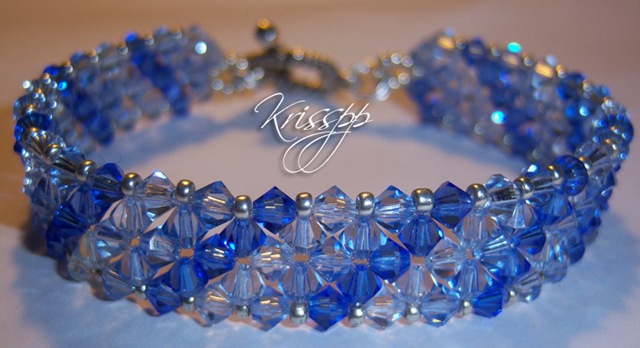 [pulsera lineas azules[5].jpg]