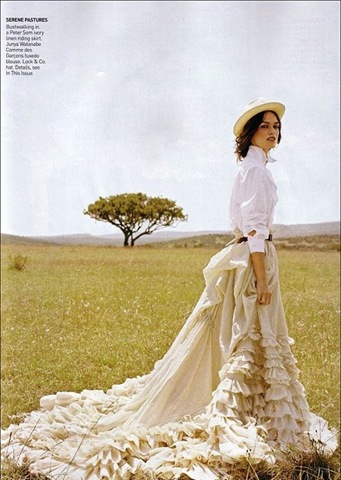 [vogueviacocokelly5.jpg]