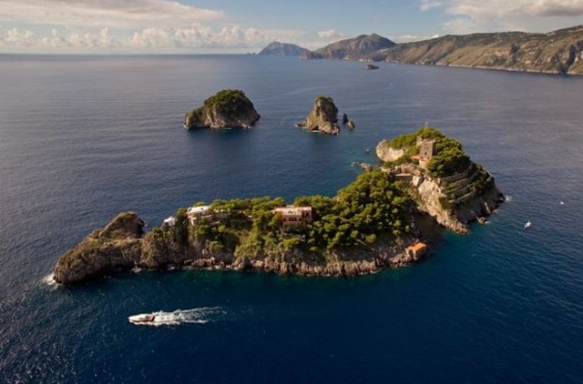 [privateisland[3].jpg]