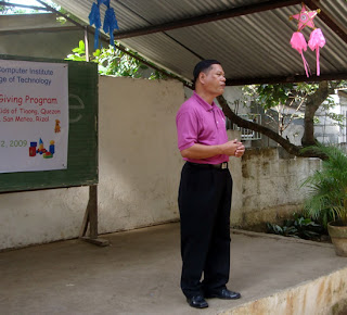 Bethsaida Ptr. Ben Hugo gives his welcome address.