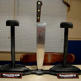  &ndash; James Carter's Dual Mask Stand w/ Built In Knife Stand
(can be made for a single mask)
Email
R1SpeedFreak@Hotmail.com &ndash; 02-Dec-2008
