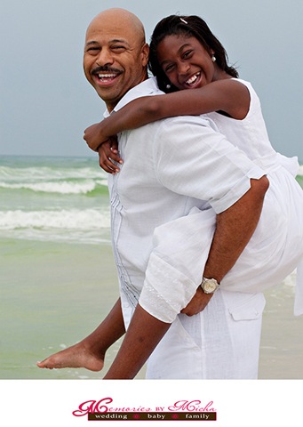 [Carlton and Regina Hamilton37 copy blogger[3].jpg]