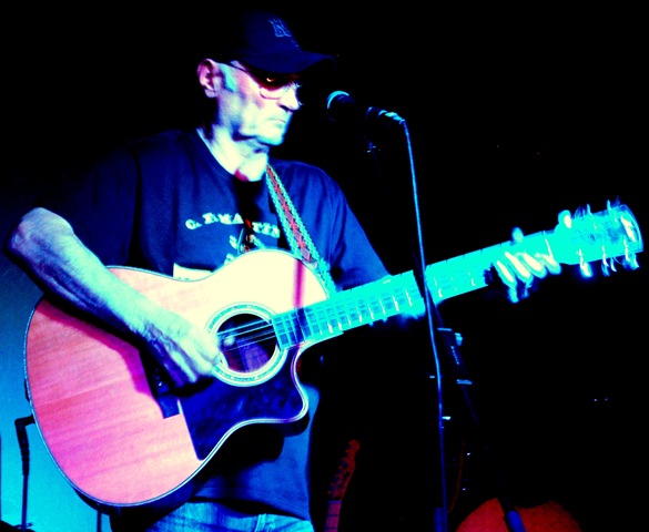 [MICHAEL CHAPMAN 088[4].jpg]