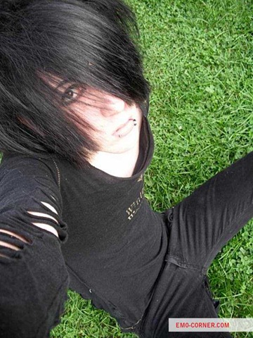 [EMO 7[3].jpg]