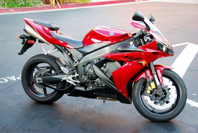 Yamaha YZF-R1