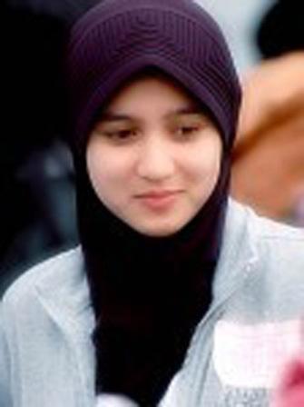 58 Responses to “Gadis Cantik Berjilbab”