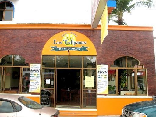 Restaurant Los Tulipanes in Rincon de Guayabitos, Nayarit, Mexico