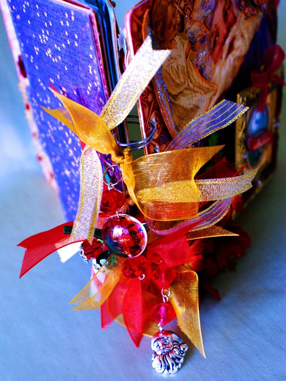 [JackienatalPassionatelyartisticxmas5[5].jpg]