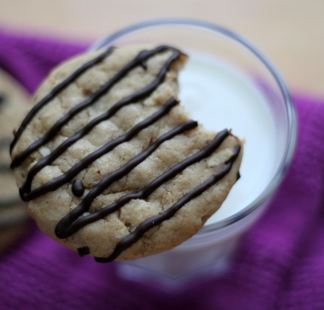 [almond-butter-cookies-31.jpg]