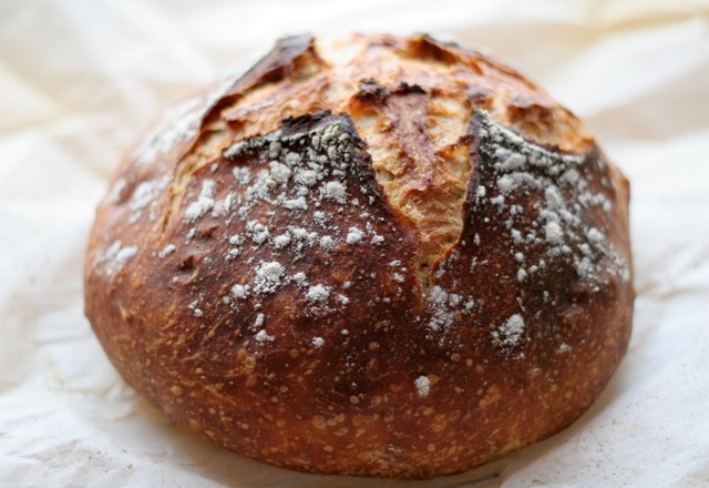 [almost-no-knead-bread-111.jpg]