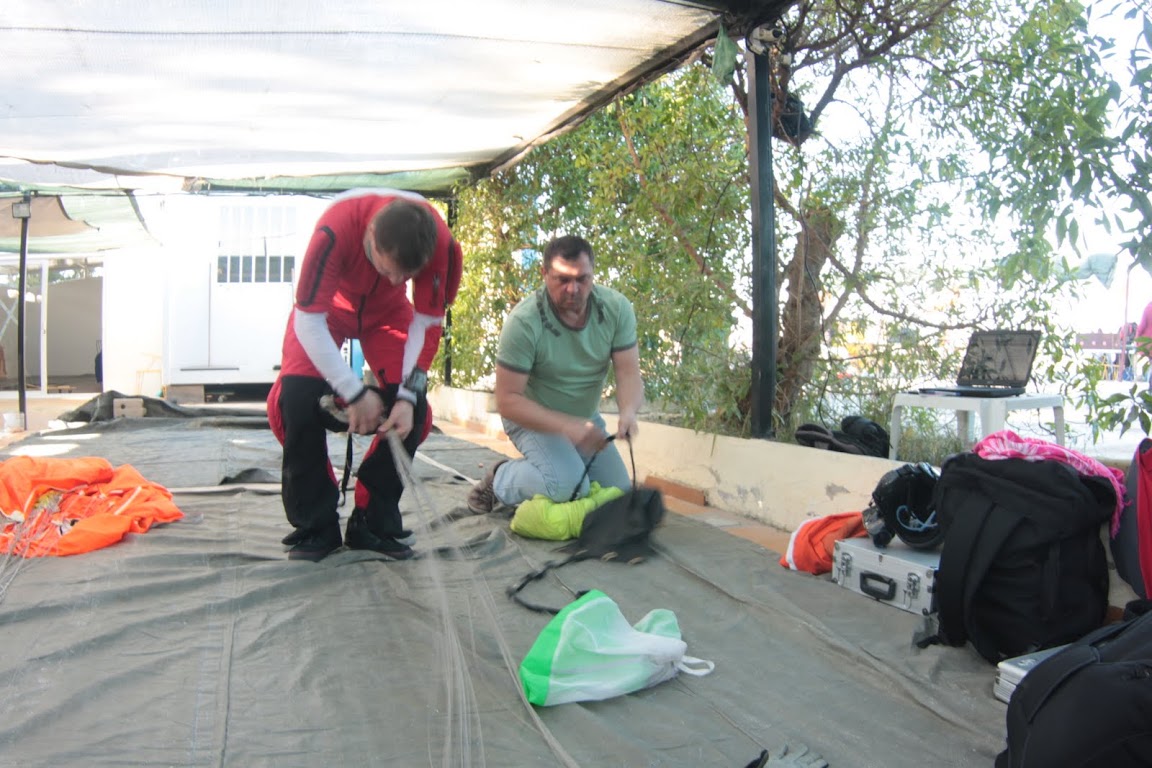skoki spadochronowe w Hiszpanii, Castellon de la Plana, kurs AFF Hiszpania, skytime, tandemjumps in Spain
