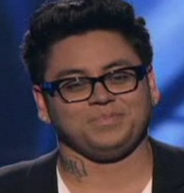 [Andrew Garcia Hound Dog Top 9 American Idol April 13[3].png]