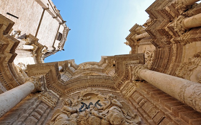 [02254_cathedral_1440x900[3].jpg]