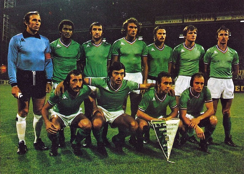 1/2 page POSTER de revue Vintage )) équipe ASSE ST ETIENNE 1977