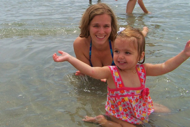 [Mommy & Caroline in the Water2[4].jpg]